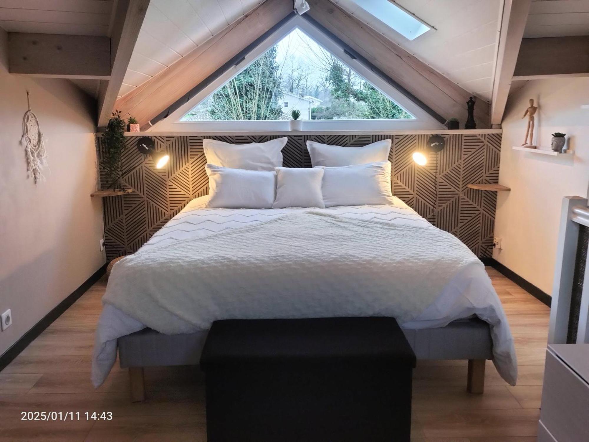 Au Bord Du Vieux Moulin Apartment เมรินแญค ภายนอก รูปภาพ