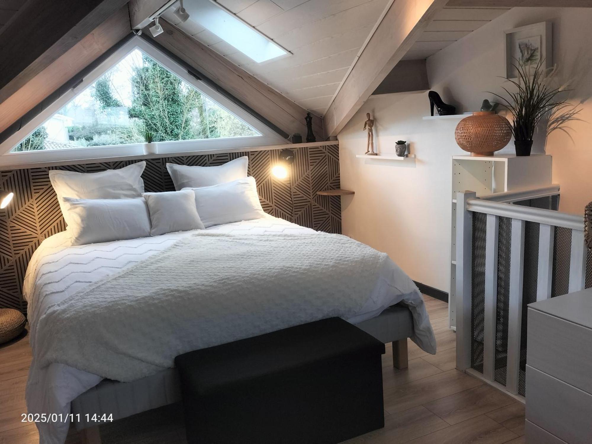 Au Bord Du Vieux Moulin Apartment เมรินแญค ภายนอก รูปภาพ